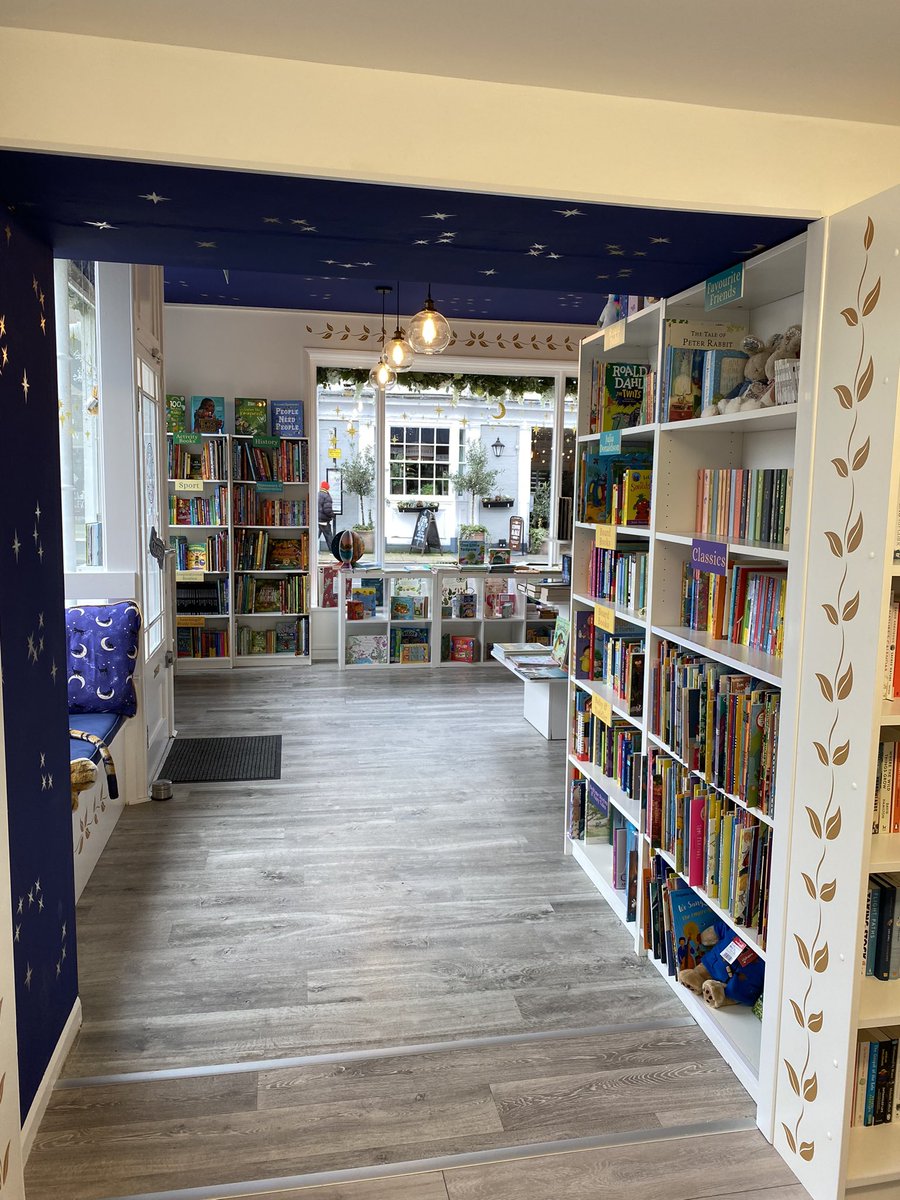 Wonderful to see the new, expanded @BooksMaldon this morning! @bouncemarketing