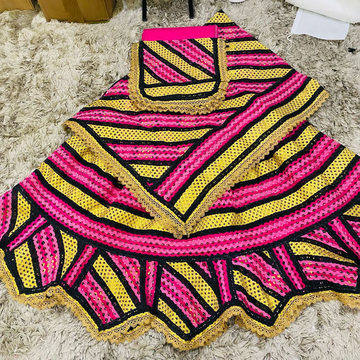 AfroAjale's tweet photo. ✨AJALÊ MODA AFRO🪡🧵
Tudo com a melhor qualidade, carinho e preço justo para você.. Trabalhamos sob encomenda para a sua exclusividade.

Página no Instagram e Facebook : @ajalemoda

Contato/ WhatsApp.: (21)99413-0166 https://t.co/Cu3oWxiDrj