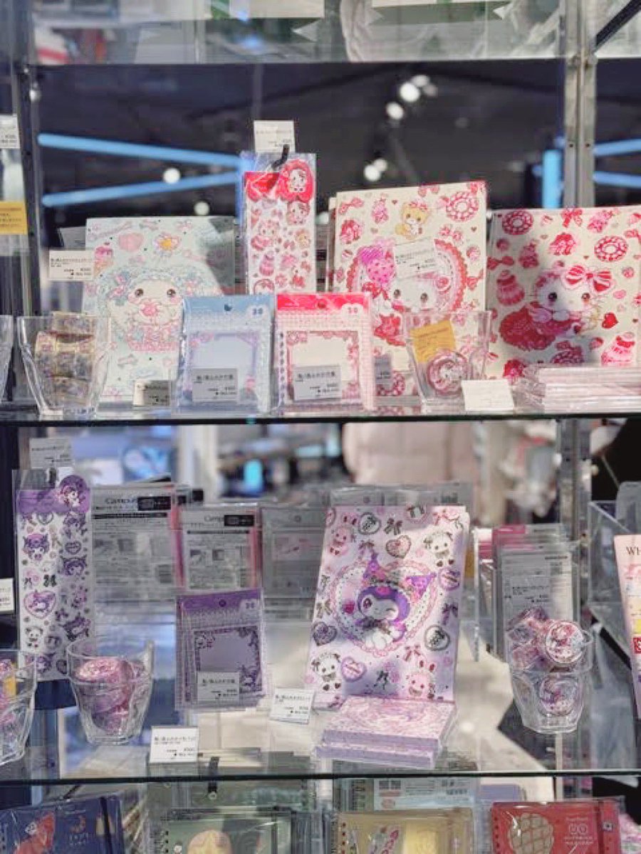 AmenomoriFumika's tweet photo. クローズ・ピン様よりLOFT様の店舗お写真をいただきました☺︎
✦ LOFT渋谷店様
✦ LOFT池袋店様
✦ LOFT高田馬場店様
✦ LOFT吉祥寺店様 https://t.co/rn28V3DW3H