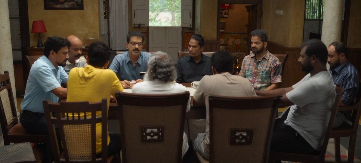 Aneesh_98's tweet photo. #Aattam It is a brilliantly crafted movie, keep always the curiosity throughout the film simple storyline, making, acting, screenplay,editing and the direction is par excellent.
#VinayForrt, #ZarinShihab & #Shajohn special mention
all the other actors give fine performances.🙌 https://t.co/rQAkNDmxZ7