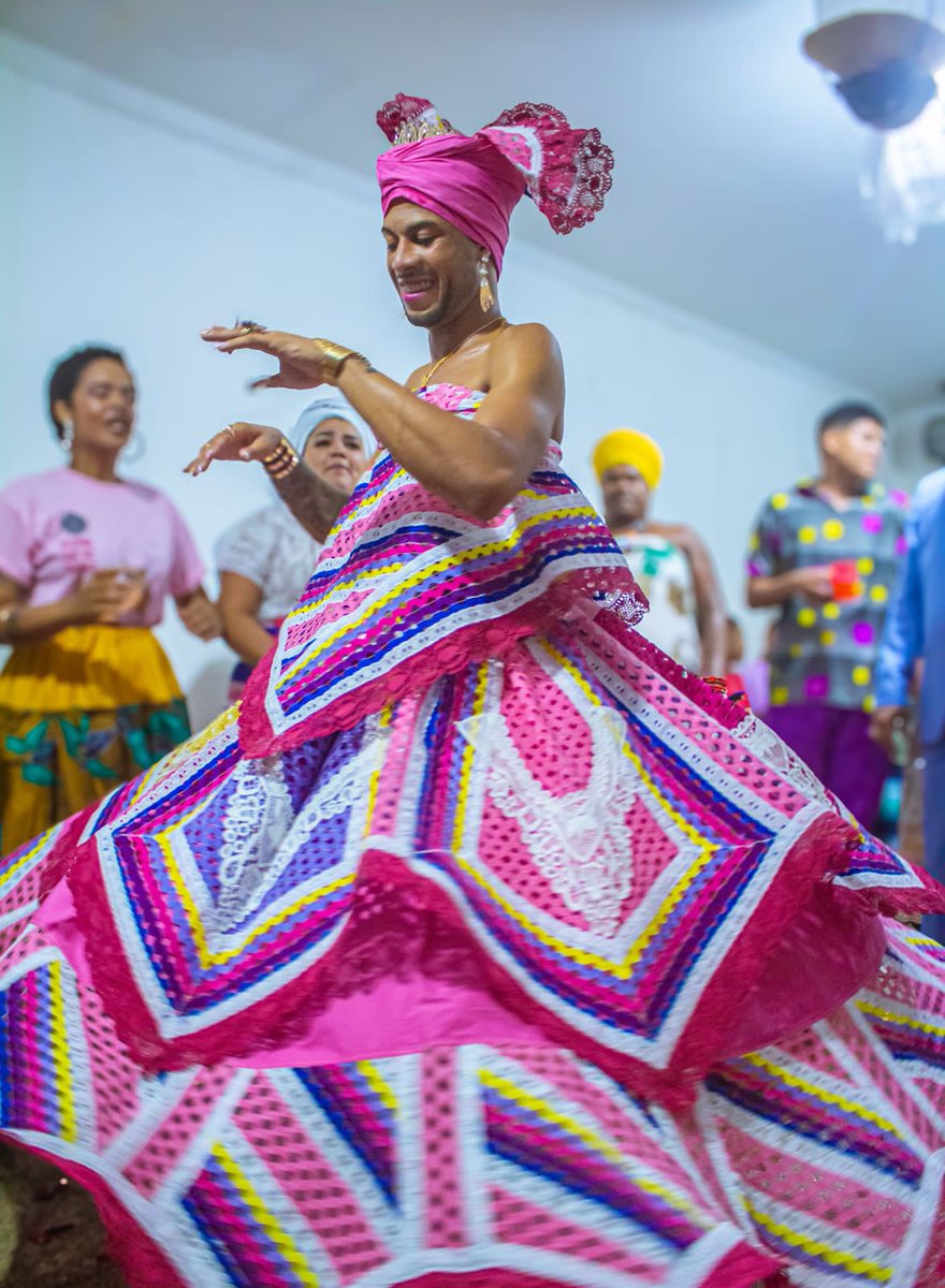 AfroAjale's tweet photo. ✨AJALÊ MODA AFRO🪡🧵
Tudo com a melhor qualidade, carinho e preço justo para você.. Trabalhamos sob encomenda para a sua exclusividade.

Página no Instagram e Facebook : @ajalemoda

Contato/ WhatsApp.: (21)99413-0166 https://t.co/uNLTtkfzeN