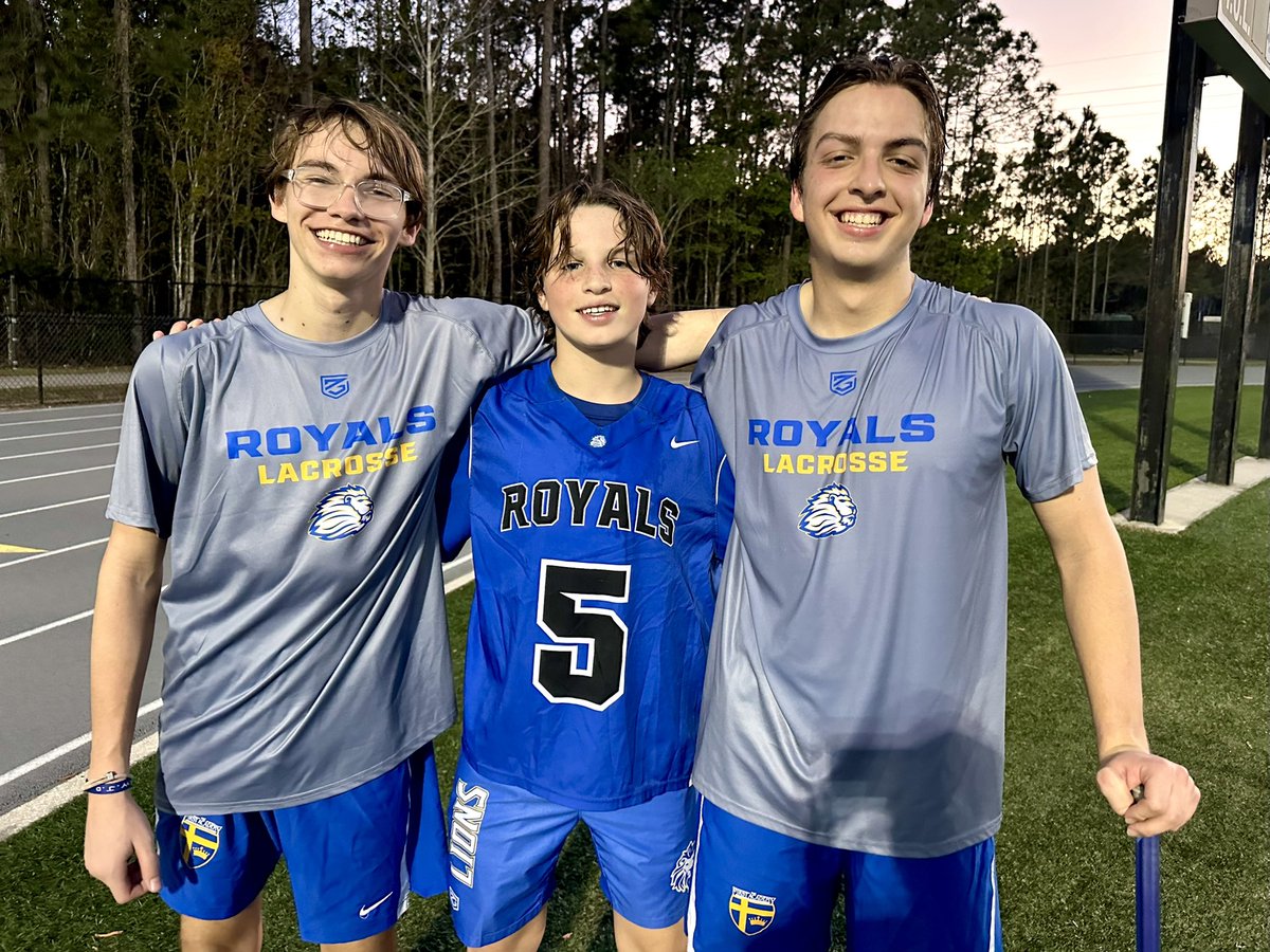 AbrahamSMason26's tweet photo. 1st Game &amp; 1st Goal of sophomore LAX Season! #5
@TFA_Athletics
@TheFirstAcademy
#RoyalsLacrosse
#CoachReynolds
#Classof2026 https://t.co/yILA8hHAG5