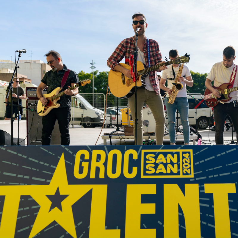 VillarrealCF's tweet photo. ¡Pasqual Riera, Rebelodic Originals y Diversos Sevas son los elegidos para la gran final del Groc Talent 🎸!

Pelearán en la gran final, que se celebrará en la Fan Zone durante la previa del #VillarrealValencia, por una plaza en el @SanSanFestival 🎷

#Endavant Cultura 💛