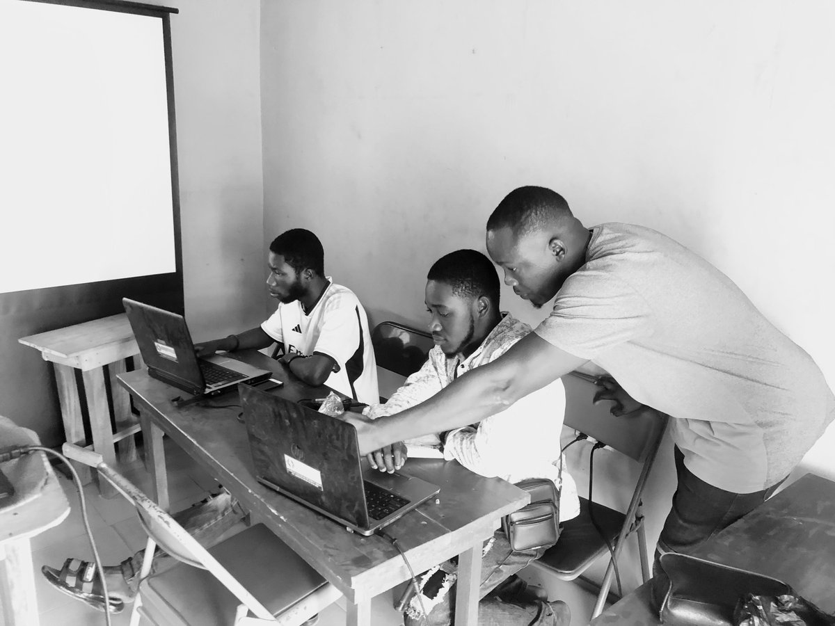 brightfieldtec's tweet photo. 🚀 Welcoming our 2024 Technology Fellows who recently joined our learning community!
Excited to have you join our learning community, where we learn about and harness software technology's power to positively impact everyday lives. Together, let's inspire change!💡

#TechInSefwi https://t.co/2SAZrB4CpC