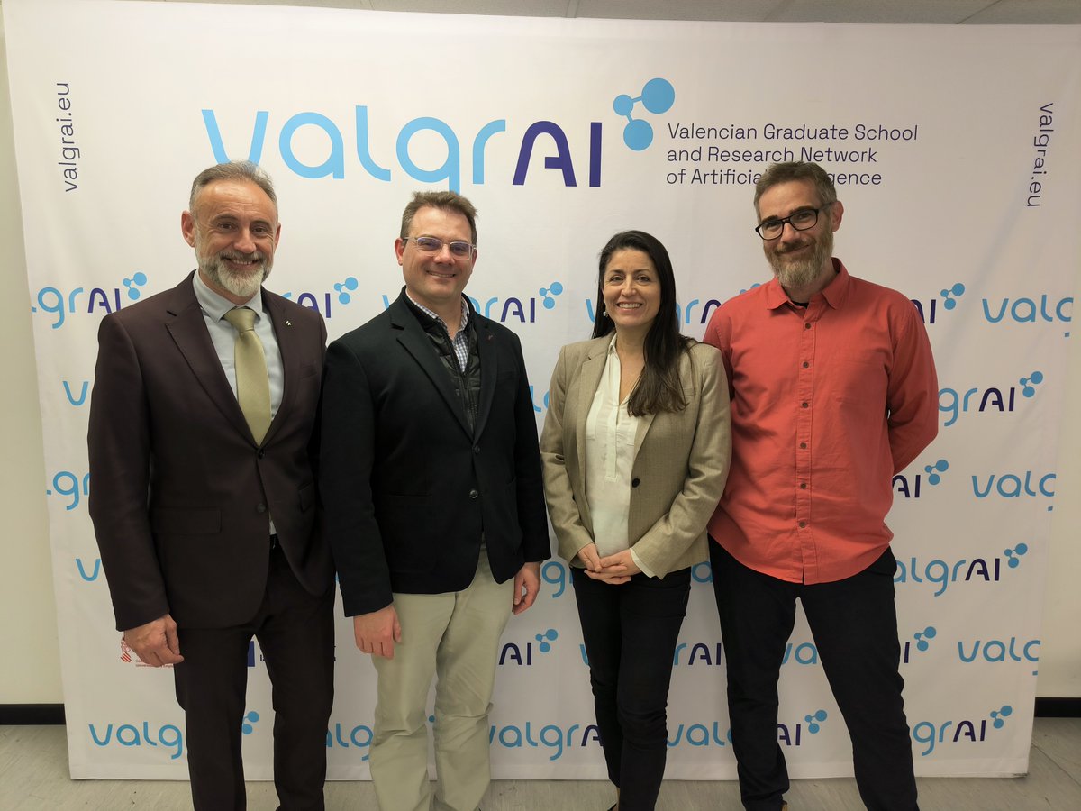 🤝 Seguimos sumando alianzas para generar sinergias en torno a la #IA. Es por ello que nuestra Directora Gerente, Ana Cidad, y el presidente de Xarxatec, Jose Bort, han firmado un acuerdo de colaboración para promover la innovación y el desarrollo enlas empresas de Castellón