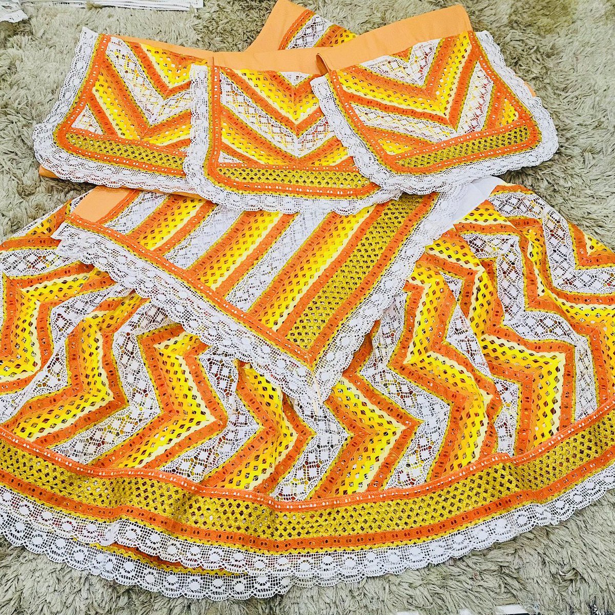 AfroAjale's tweet photo. ✨AJALÊ MODA AFRO🪡🧵
Tudo com a melhor qualidade, carinho e preço justo para você.. Trabalhamos sob encomenda para a sua exclusividade.

Página no Instagram e Facebook : @ajalemoda

Contato/ WhatsApp.: (21)99413-0166 https://t.co/chu6vBUMz0