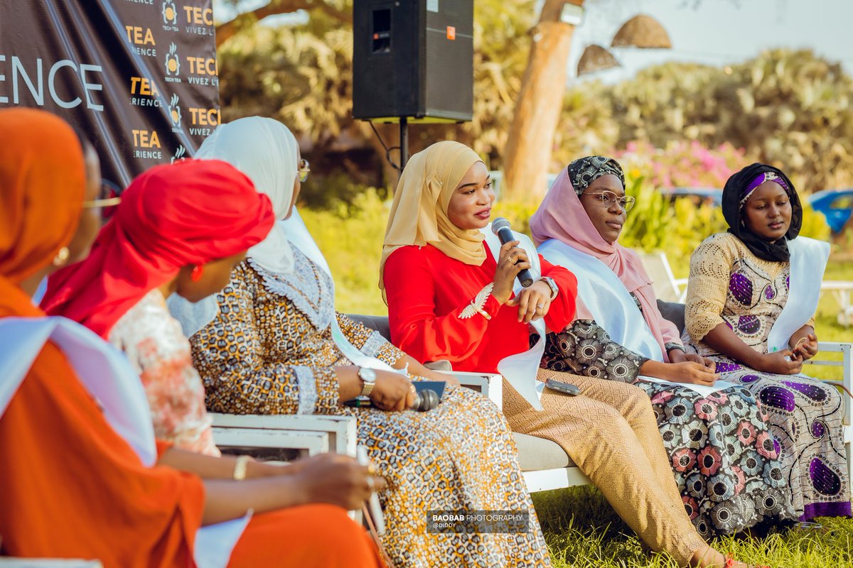 DigitalNiger's tweet image. #IWD #DigitalInclusion 

Le { #TechTea } 🍵🤖 en images !