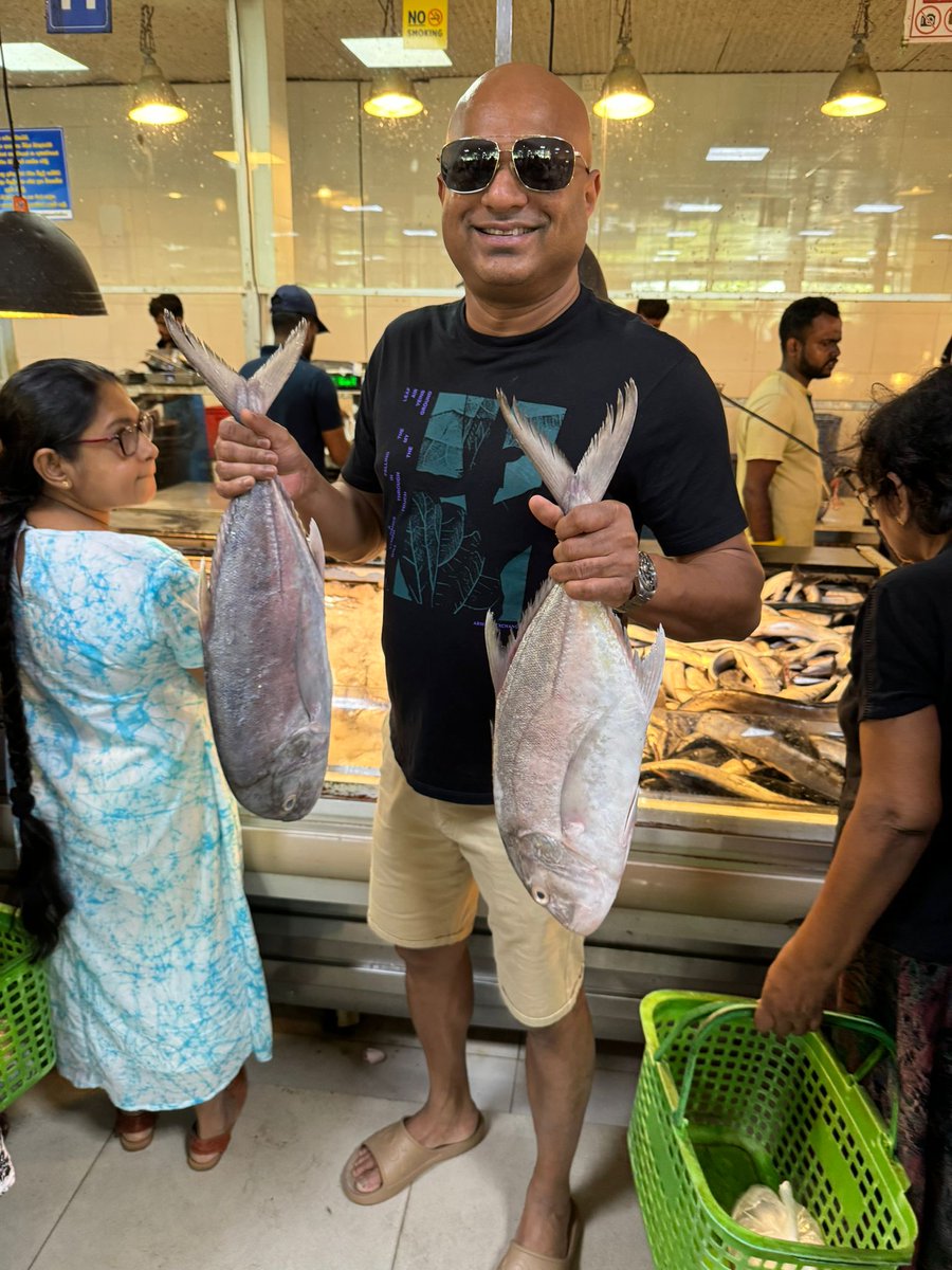 Trishan_UK's tweet photo. Fancy a fish feast!
I’ve learned that life is too short to live a comfortable life. I crave adventure, from business suits to shorts, and heading to the fish market in Sri Lanka. Balance is key! https://t.co/tjoThm4rvn
