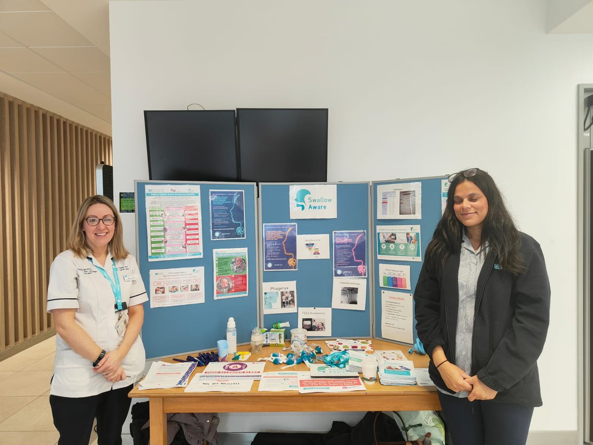 SLT, Nursing and dietetic feet on the ground promoting #swallowaware2024 , swallow awareness day!! Call to UHD or LPCC, chat to colleagues or visit publichealth.hscni.net/directorates/n… to find out more!! @TeresaDempsey7 @saltyadult @lorrainecoulte4 @patricemahonSLT @Gmac0311