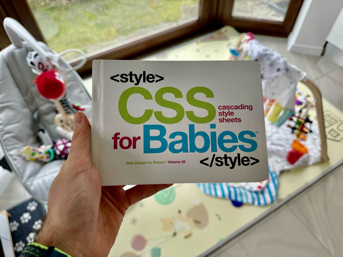 thekitze's tweet image. my daughter turned 6 months old. it’s time.