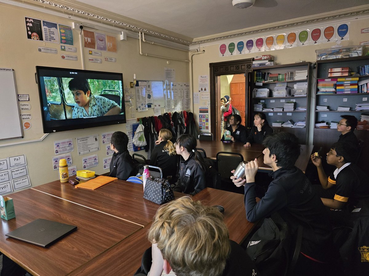 Miss Cooper tweet media