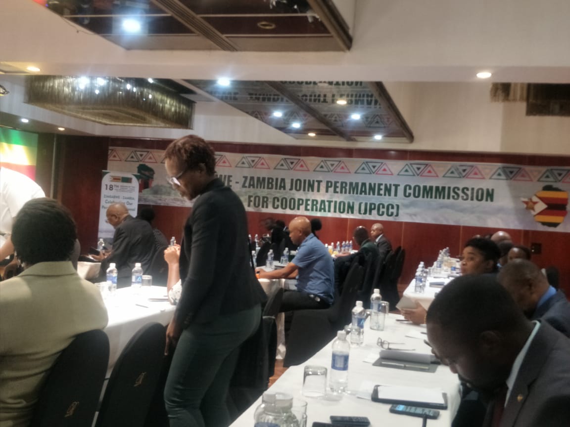 winniemoyo18664's tweet photo. The Zimbabwe -Zambia Joint Permanent Commission of Cooperation (JPCC) will strengthen future diplomatic ties between Zimbabwe and Zambia @NDS1 @NewsDayZimbabwe @zidainvest @FingazLive #Vision2030 #EDworks #EDGamechanger https://t.co/nVyghG5yl3