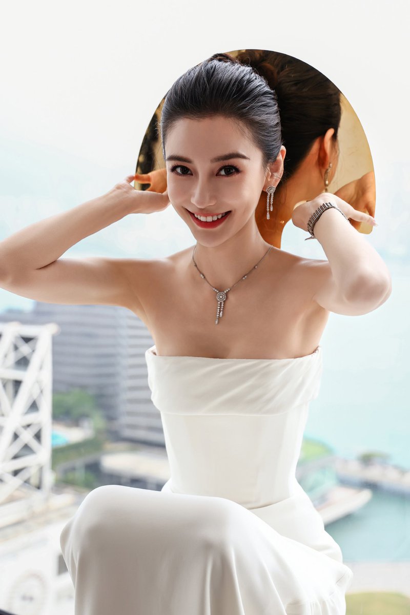 #Angelababy for 2024 HK FILMART

More snaps - weibo.com/2626304873/501…