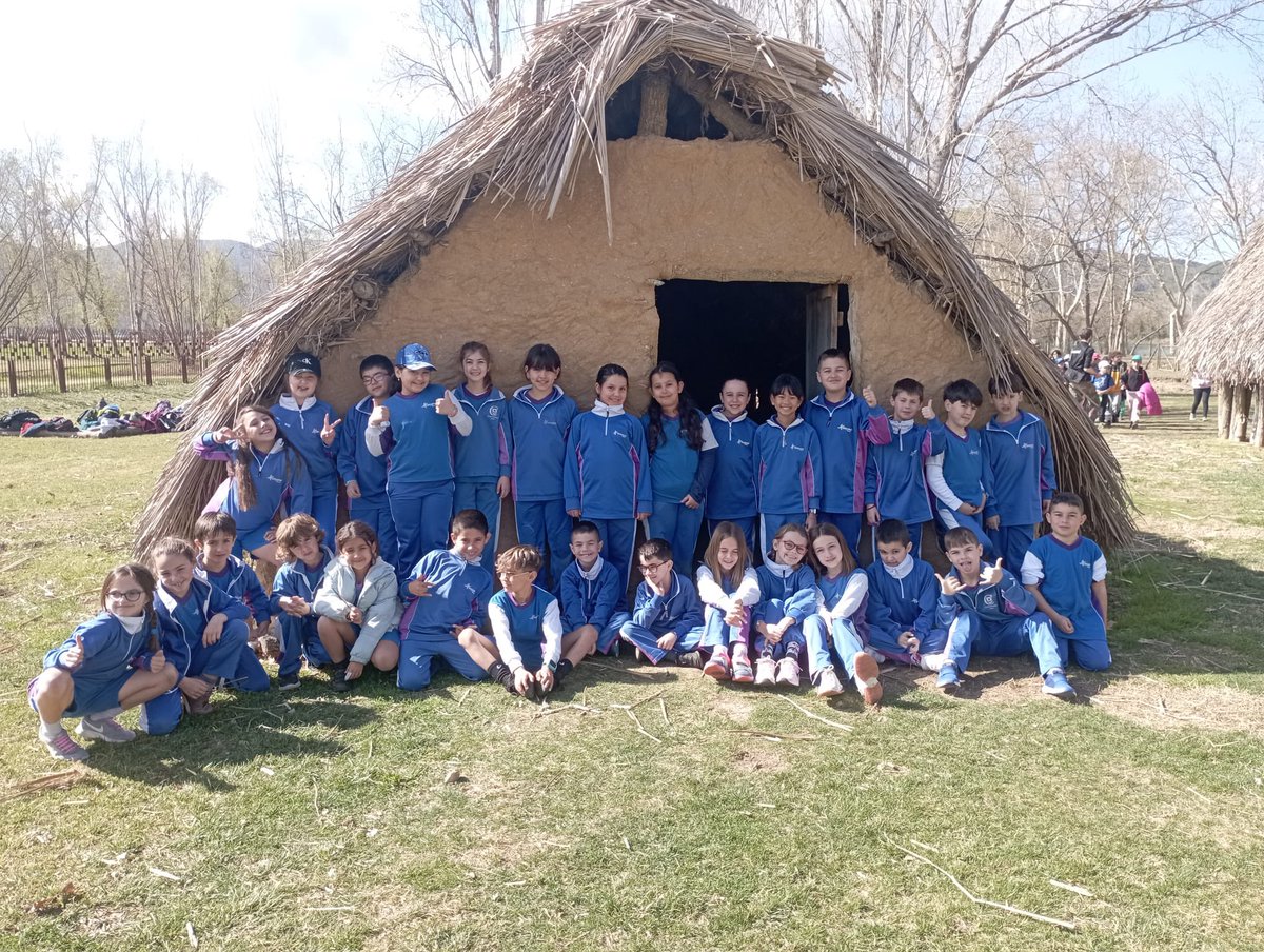 manyanetblanes's tweet image. Els i les alumnes de #3rEP vam anar d’excursió al Parc Neolític de la Draga, a Banyoles. Vam poder viure com autèntics neolítics! Va ser genial gaudir de tot allò que hem après al projecte de socials de la prehistòria! #josocmanyanet #blanes #prehistòria #juntsiambesperança