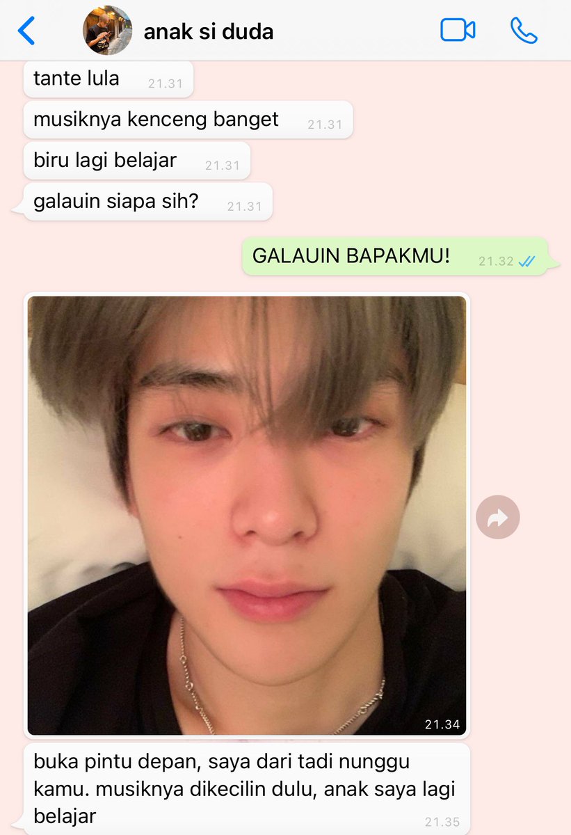 frownyswan's tweet image. ;  galauin bapakmu

jaehyun ft haechan few tweets au
frownyswan