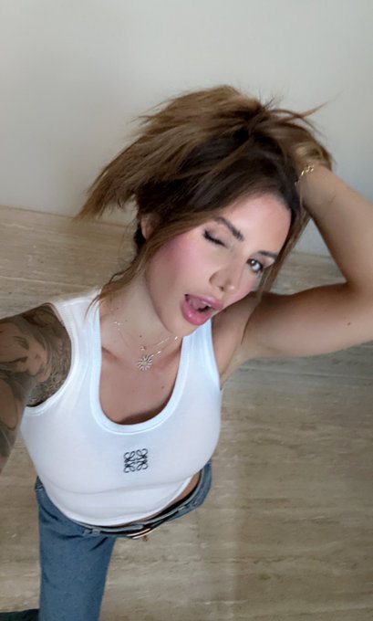 Gm  fellow crypto nerds https://t.co/XVlPAKc6cT