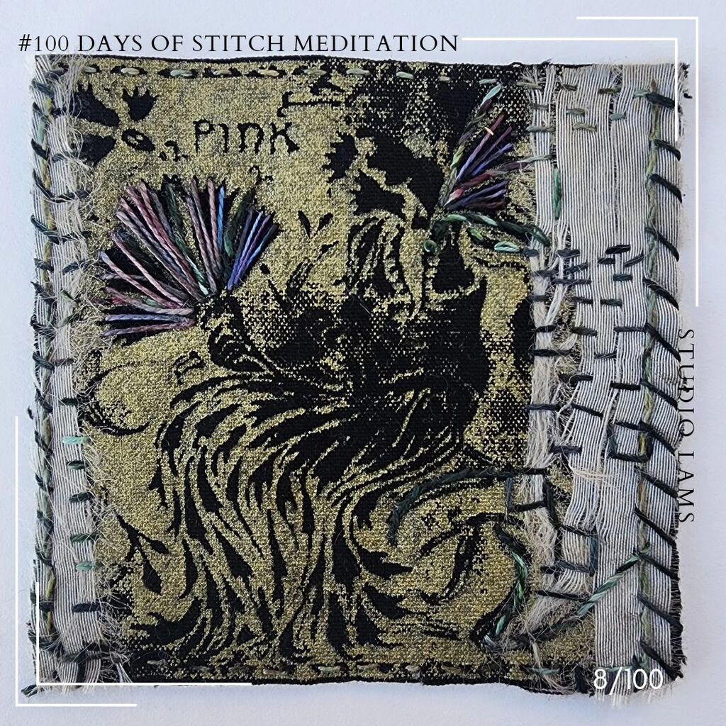 StudioLams's tweet photo. Vintage image and vintage silk. 

#100dayartproject #100daysofstitchmeditation #MixedMedia #fiberart https://t.co/AFjDOugcio https://t.co/1AliXftOCq