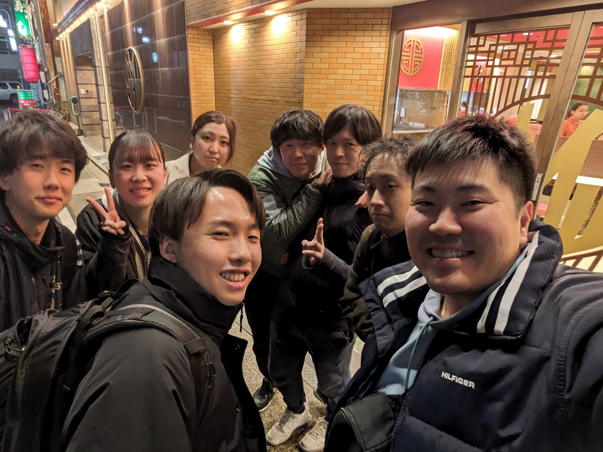 EightALL1's tweet photo. 第８回  三重県１Ｄ２Ｓ団体戦　男子・女子
男子１部A　優勝
江口、尾関、村瀬　
男子１部C　4位
大橋、萩原、鈴木、角谷
女子１部　準優勝
山本、今枝、用松

試合後17歳から加入した角谷���ついに20歳になり一緒にみんなでお酒を飲みました！
一緒に飲めてとても嬉しかったです🍻
角谷！おめでとう🎉 https://t.co/zLiMfd8n6F