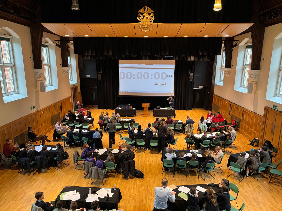 This morning we hosted our annual Maths Challenge for 13 prep school teams. It was incredibly close competition but congratulations to @HomefieldSchool for securing the win for a second year in a row! #epsomcollege #maths #prepschool