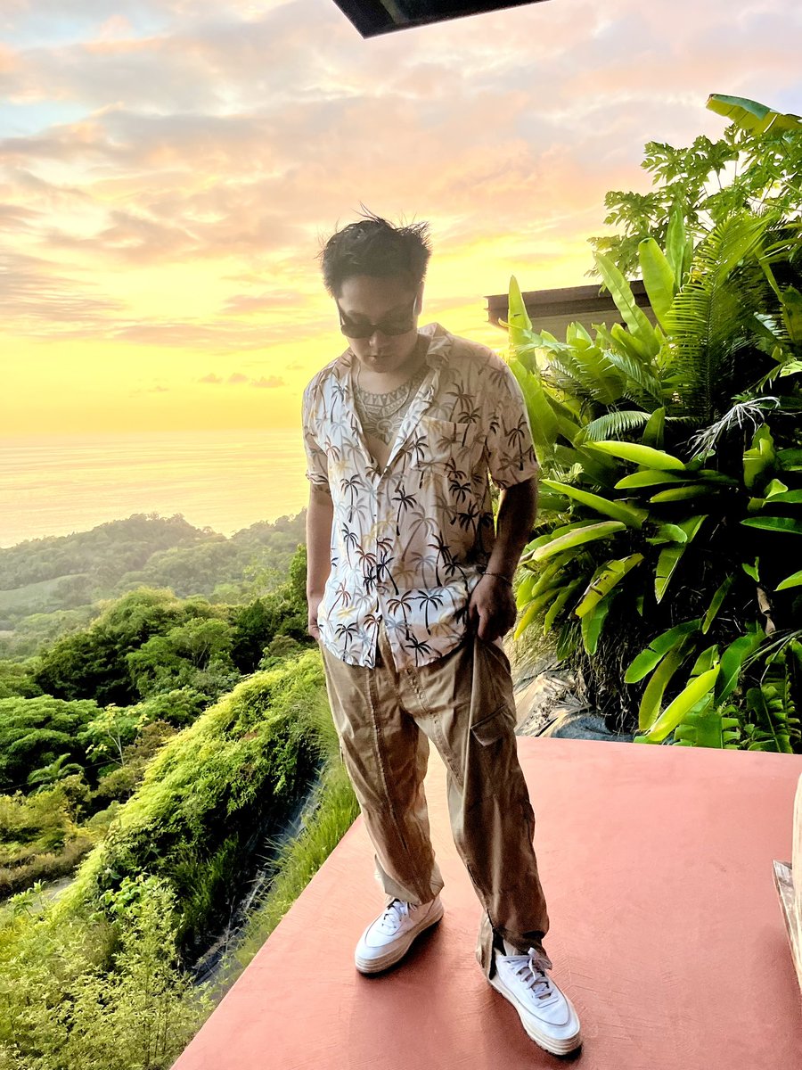 drefarari's tweet photo. You’ve known where the vibes are all along https://t.co/TYXOP5PgVI