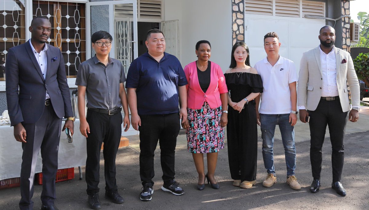 Exciting news! Bisu Industries Limited, led by Mr. Zeng Rong Yao, secured 5 acres at Jinja Industrial Park with a 10m+ USD Investment. Big thanks to @HonAniteEvelyn, UIA, & @ShieldInvestors for their invaluable support! @edthnaka #EmpoweringInvestors