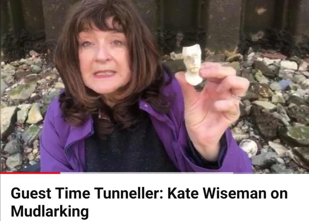 What is it?
1. Doll
2. Pipe
3. Handle of drinking vessel?
Find out in this week's @TimeTunnellers video tomorrow. Mudlarking expert @KateWiseman  puts in a guest Time Tunnelling shift! @LondonMudlark @RiverThames