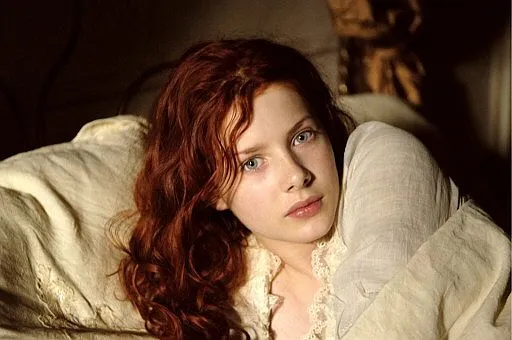PfannyLu's tweet photo. ¿Pasaste por este Tuit? Presume de una pelirroja. https://t.co/klEyFIl2wT