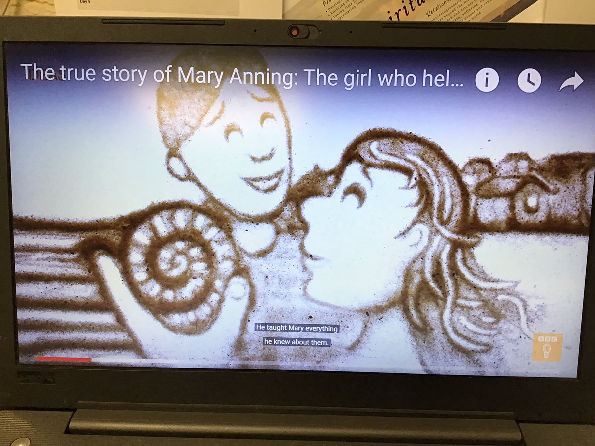LostockGralamPr's tweet photo. To mark British Science week Robins have been finding out about Mary Anning and her contribution to our understanding of fossils today. #LGCEScience #LGCEBritishScienceWeek #LGCEHistory https://t.co/5BJGLsYxOe