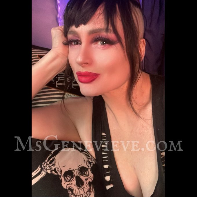 Wicked thoughts make me smile.   Do you dare to guess what I&rsquo;m thinking of doing to you when you see<a href="/tag/mvsales"class="tags"><span>#mvsales</span></a>