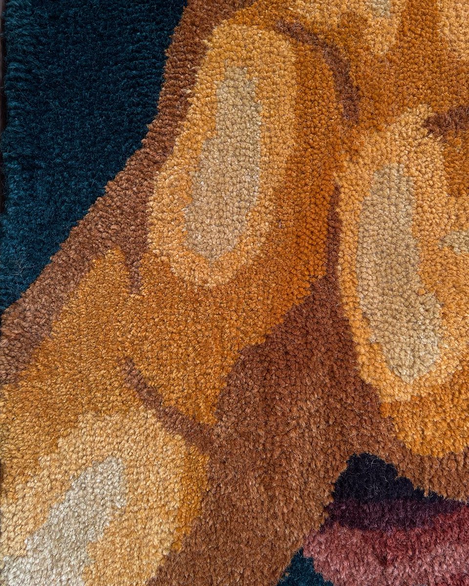 Detalhes da tapeçaria O Equilibrista, 70x100cm, lã natural. Disponível em 5 tiragens no site renanestivan.com/shop