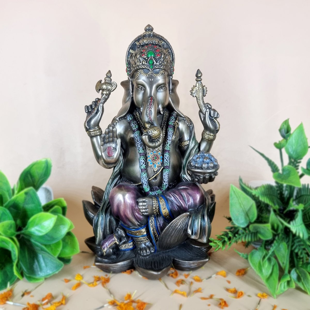 diwamhandicraft's tweet image. Divine Radiance: Copper-Finished Ganesha Statue"✨😍

#DivineRadiance #GaneshaStatue #CopperFinish 

Dimensions: 17.5cm (H) x 11cm (B) x 11cm (L)

@diwamhandicrafts
Website: diwamhandicrafts.com
Whatsapp: +91 9664073873