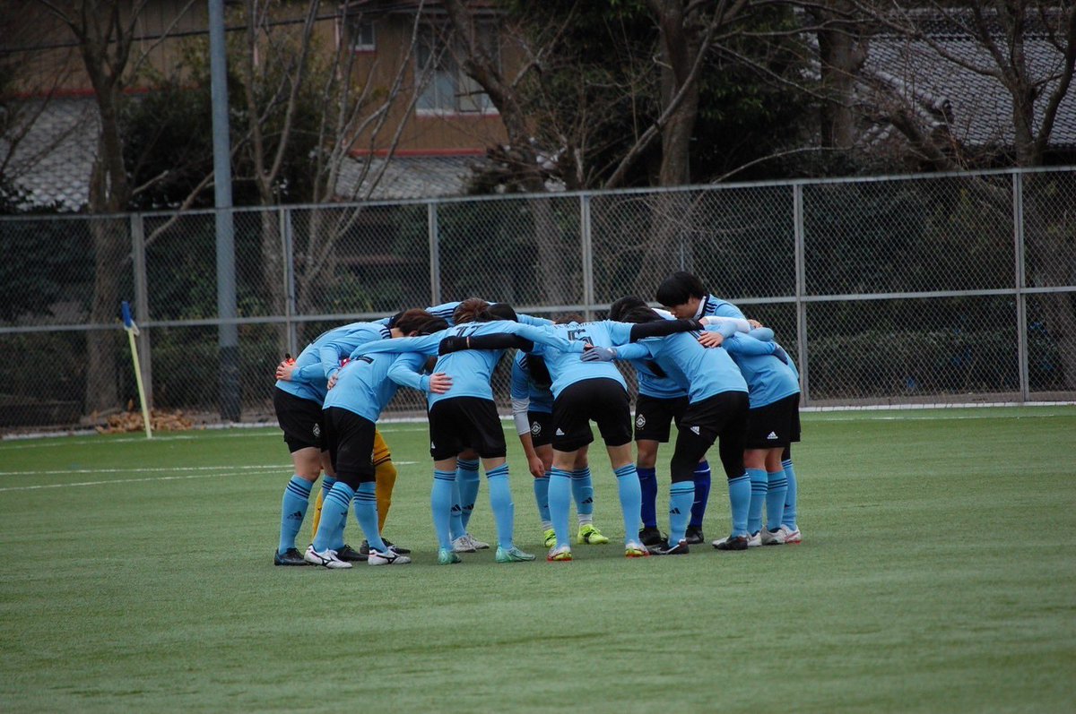 fcblumonte's tweet photo. 新入生の皆さん
ご入学おめでとうございます🎉 
FC BLUMONTE は青キャンの唯一のサッカーサークルです！ぜひお待ちしてます！

🔵4月の練習日程⚪️ 
4/4 火 13:40～18:00 ⚠️
4/10 水 11:20～13:20
4/11 木13:40〜15:40
4/17 水 13:40〜15:40 ⚠️
4/24 水 13:40～15:40 ⚠️

会場:渋谷区スポーツセンター https://t.co/8KtfIPe5Jw