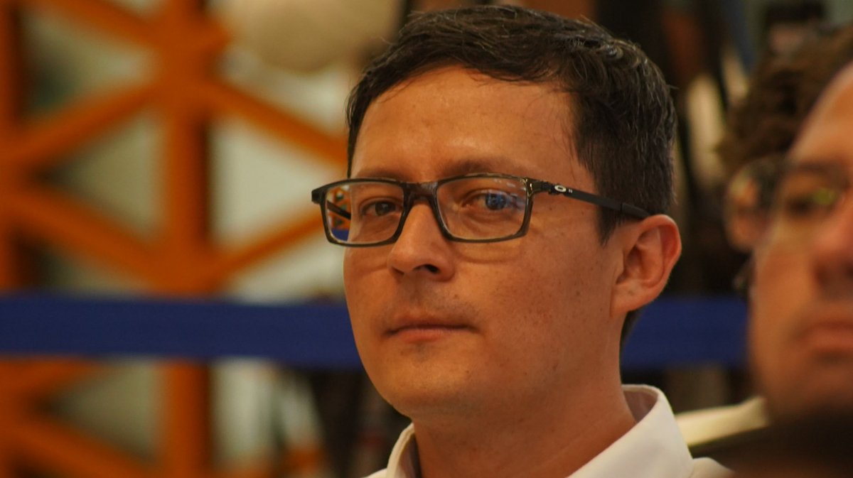 #AgendaANI👷🏻‍♂️En compañía del presidente <a href="/petrogustavo/">Gustavo Petro</a> y el ministro <a href="/wcamargotriana/">William Camargo Triana.</a>, el presidente Francisco Ospina participó en la inauguración de las obras del aeropuerto El Embrujo de Providencia✈️.