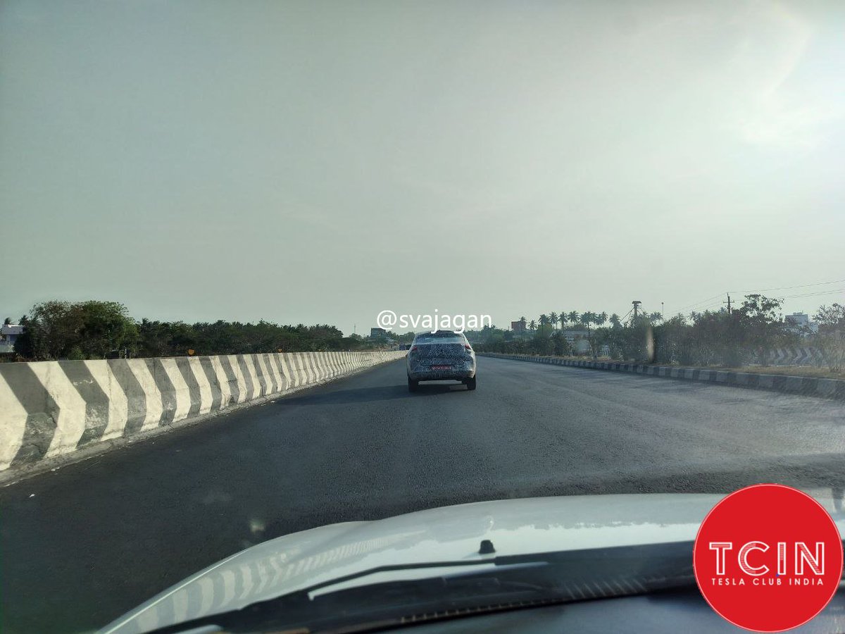 ⚡⚡Spotted near Coimbatore by @svajagan .

Looks like Tata Curvv EV 👀👀