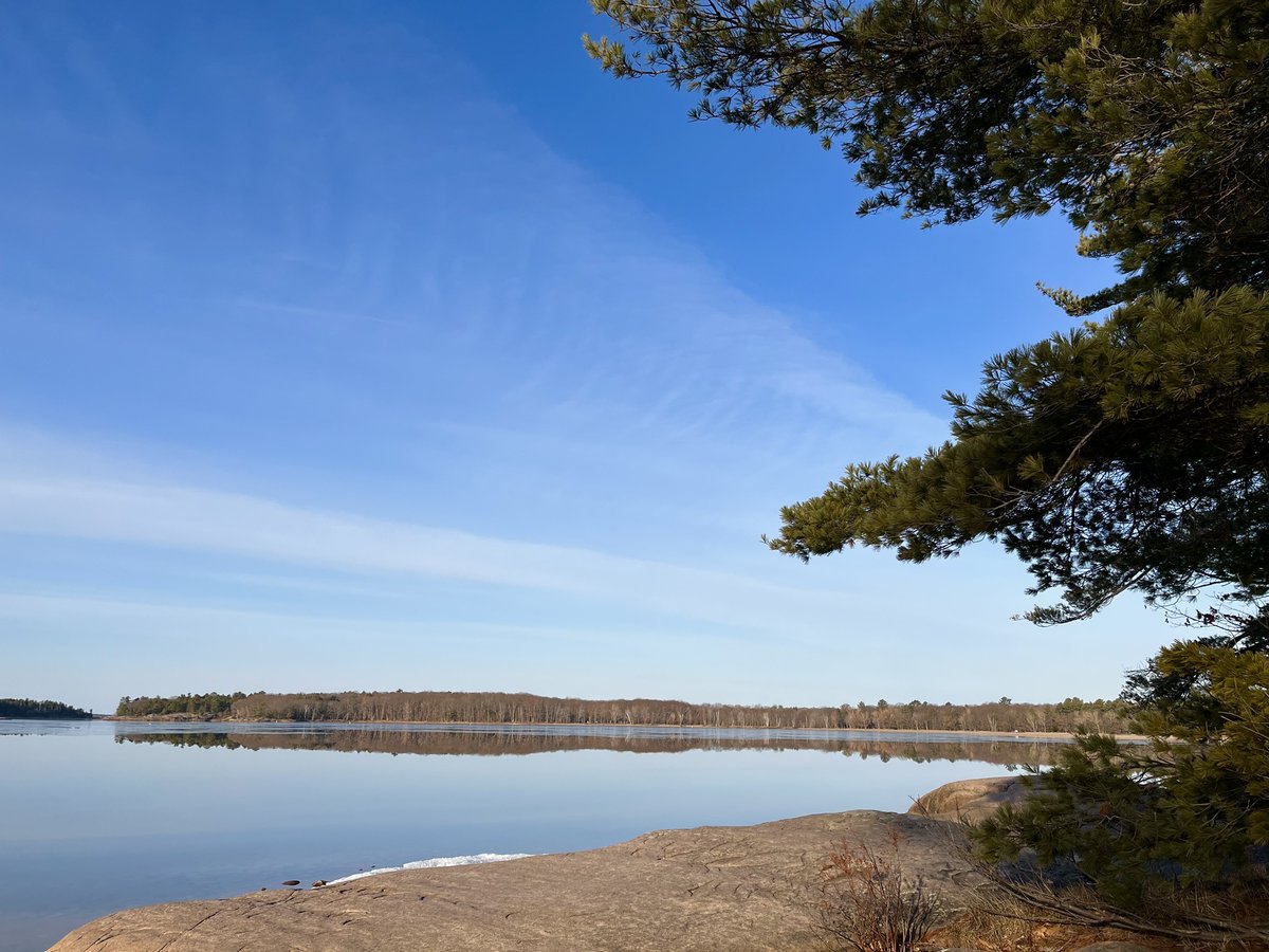 We still have several sites available for March Break, including next weekend! There might not be snow left but there are still trails to hike, beaches to walk, and campfires to light! 🥾👣🔥 Book your reservation now: reservations.ontarioparks.ca #KillbearPP #MarchBreak #Camping