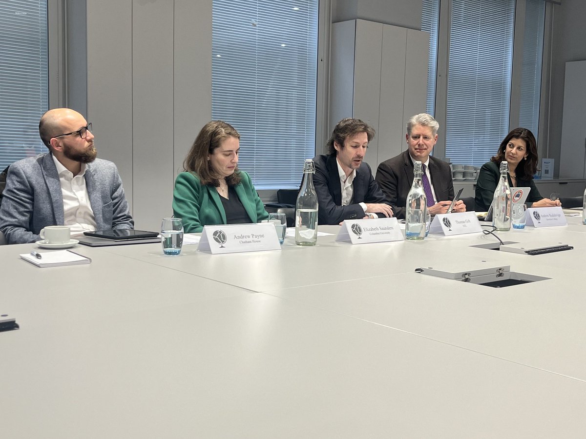 We were delighted to co-host this timely discussion ⁦@ChathamHouse⁩ on “Presidential Leadership and US Foreign Policy” ft. CUSP Honorary Prof ⁦@rudalev⁩ & colleagues ⁦@ProfSaunders⁩ & ⁦@Andy_J_Payne⁩ ⁦@uclspp⁩ ⁦@CH_Americas⁩