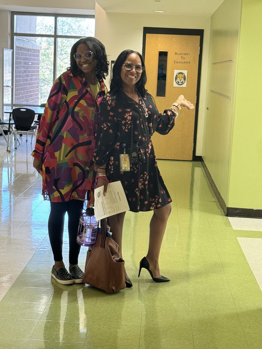 MsIbhade's tweet photo. We are always excited to show our growth as educators @NewCollegePk_ES when our leader believes in us!! @dr_otway #reflect with @SibmeApp #Accountability #Teamwork https://t.co/3i9kSGOYdH
