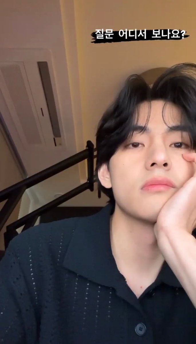 dilf taehyung tweet media