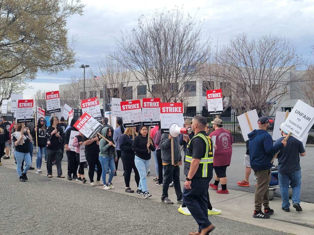 🚨STRIKE ALERT🚨 Teamsters Strike AmerisourceBergen! After 10 months of contentious contract negotiations, 124 members of #Teamsters Local 150 are on #strike at the AmerisourceBergen distribution center in Sacramento, Calif. The warehouse workers are seeking a fair wage…