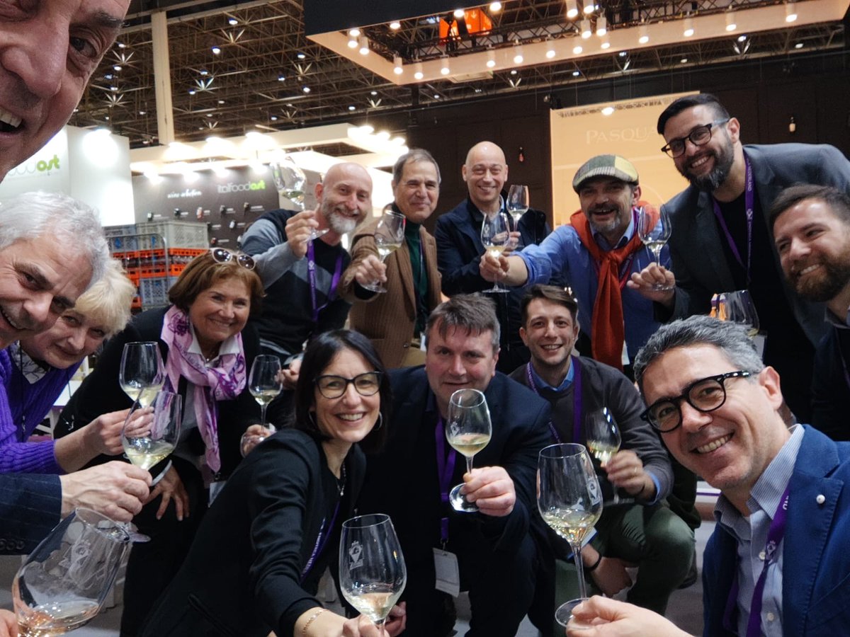 #Prowein2024 came to an end. It was a pleasure to be here and we hope you enjoyed the fair and some Italian #wines at our booth. #EnotecaNederland your key to Italian wines!  Cheers! 🍷