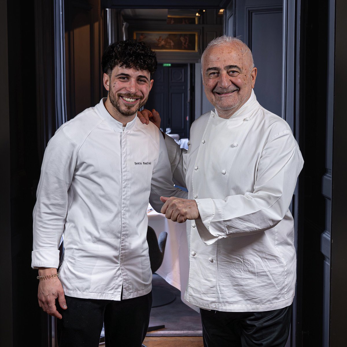 Bonne chance à Quentin Maufrais, chef-adjoint au restaurant Le Chiberta, pour la saison 15 de Top Chef qui débute ce soir sur @M6 ! #TopChef #guysavoy #guysavoyparis #restaurant #restaurants #artdevivre #artdevivrealafrancaise #frenchartdevivre #cuisine #cuisinefrancaise…