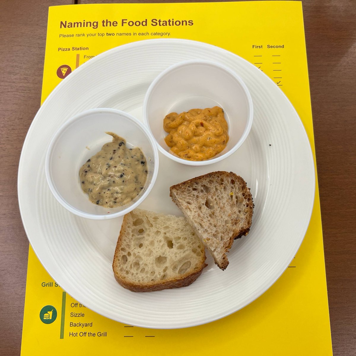 In anticipation for our new Kaleidoscope Café opening this spring on our Burnet Campus, some employees, patients and families participated in test kitchen events where they sampled new food concepts and voted on the names submitted for the various stations in the café!