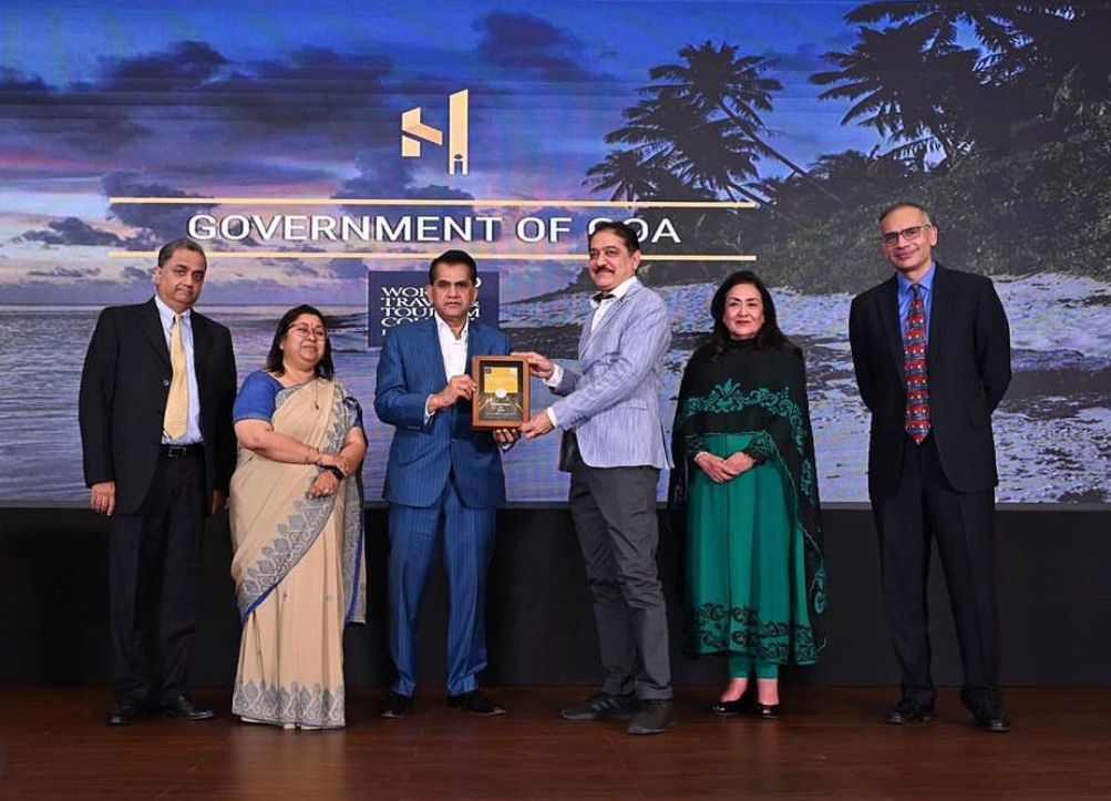 Feeling Proud as GoaTourism receives the Prestigious WTTCII-HOTELIVATE “Destination Leadership Award-2024” in State Ranking Survey for Our State's Excellence in Travel & Tourism. Coming on the heels of PATWA Awards at Berlin, these awards showcase the Vibrant Growth of Goa’s