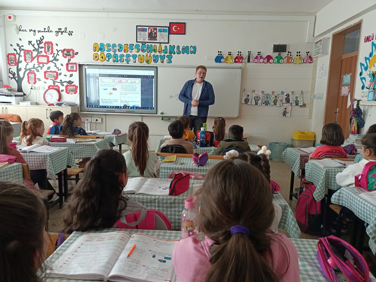 Sağlık çalışanları sağlığımızı korumamıza yardımcı olurlar. Eczacılık mesleğinin tanıtımı...

<a href="/tcmeb/">Millî Eğitim Bakanlığı</a> <a href="/Yusuf__Tekin/">Yusuf Tekin</a> <a href="/yilmaznazif/">Nazif Yılmaz</a>  <a href="/MersinMEM/">Mersin İl Millî Eğitim Müdürlüğü</a> <a href="/fazilet_durmus/">Fazilet Öğretmen 🇹🇷</a>  <a href="/mut_mem/">Mut İlçe MEM</a> <a href="/HarunHalifeoglu/">Harun HALİFEOĞLU</a>