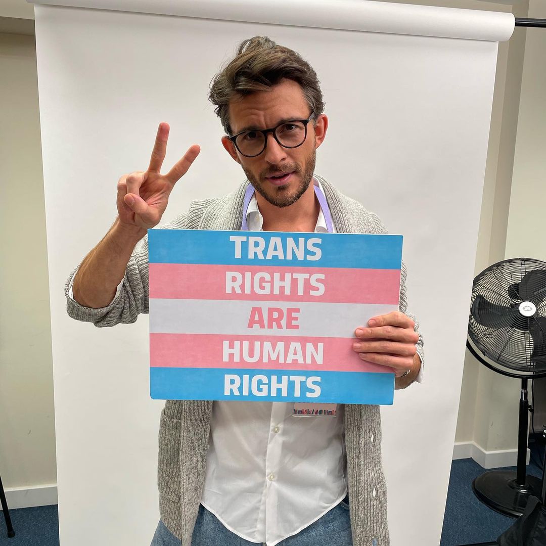 dailyjlocke's tweet photo. jonathan bailey is playing jack maddox, the scholar that charlie and nick are infatuated with, in heartstopper season 3 https://t.co/gXzLdiXSlI