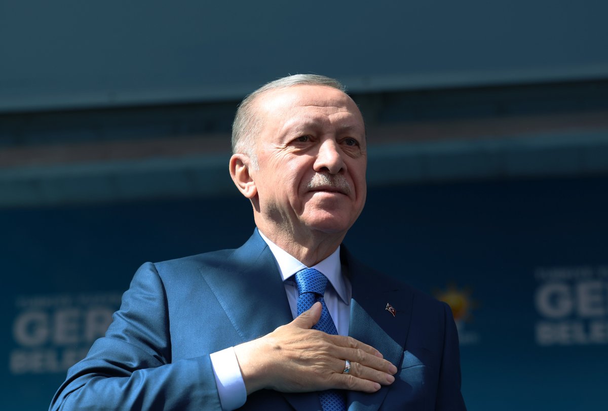 RTErdogan's tweet photo. Bin yılı aşkındır medeniyetimizin, kardeşliğimizin, inancımızın, birlik ve beraberlik ruhumuzun nabzının attığı, yaşadığı acıları ve sevinçleri dengbejleriyle, türküleriyle destana dönüştüren Şırnak... Teşekkürler Şırnak! 🇹🇷 https://t.co/Eq9mGsaAkP