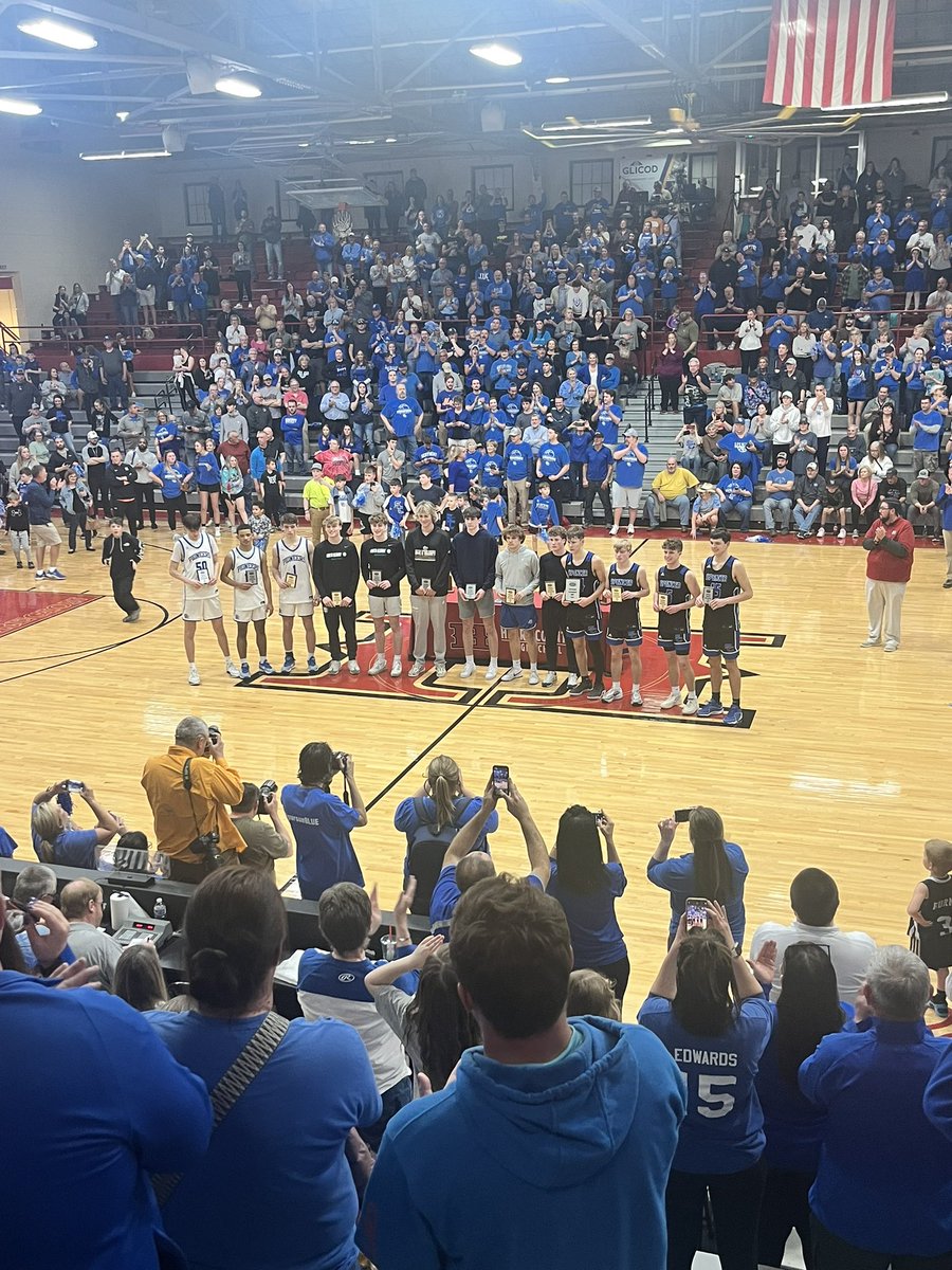 GCHS Boys Basketball tweet media