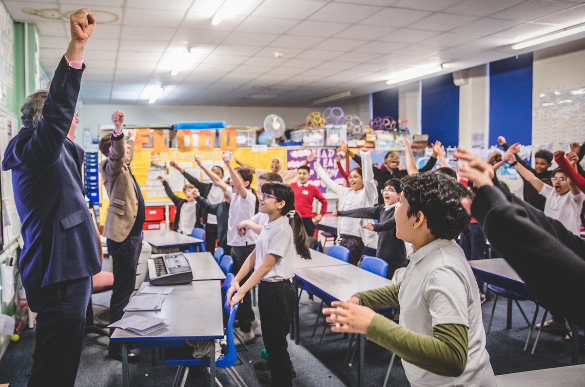 The sound of childrens' singing lifted the mood during an #Ofsted visit to one of our #SchoolsSingingProgramme schools. Feedback from headteachers suggests it's making a significant difference We hope Ofsted agree ow.ly/F3O850QS4sM @nationalssp @SheffCouncil @DioceseofSheff