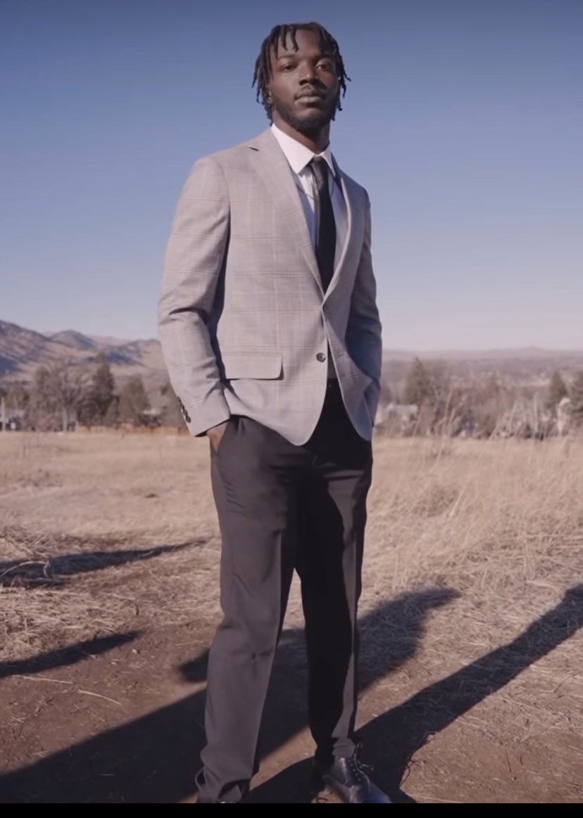 AlMac96718202's tweet photo. My handsome son Alto….. killed this photo shoot!
Soo proud of you son…He’s not just a football 🏈 player…
Love you son! #McCaskillstrong #SkoBuffs #Godisgreat 🖤🦬💪🏿⭐️🏈 https://t.co/x9FjMd291n
