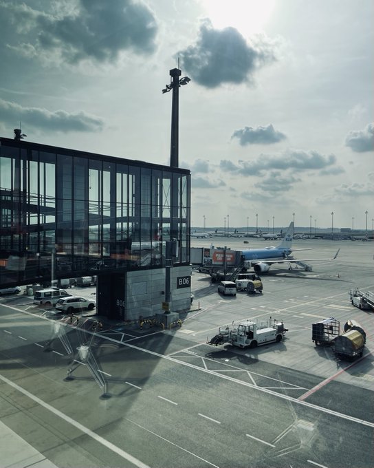 Hallo Berlin 🥰🇩🇪 https://t.co/fXvB8oO9OK